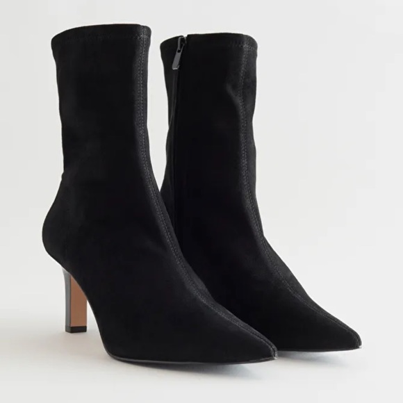 & Other Stories Pointy Sock Booties in Black Suede 38 - Picture 2 of 12